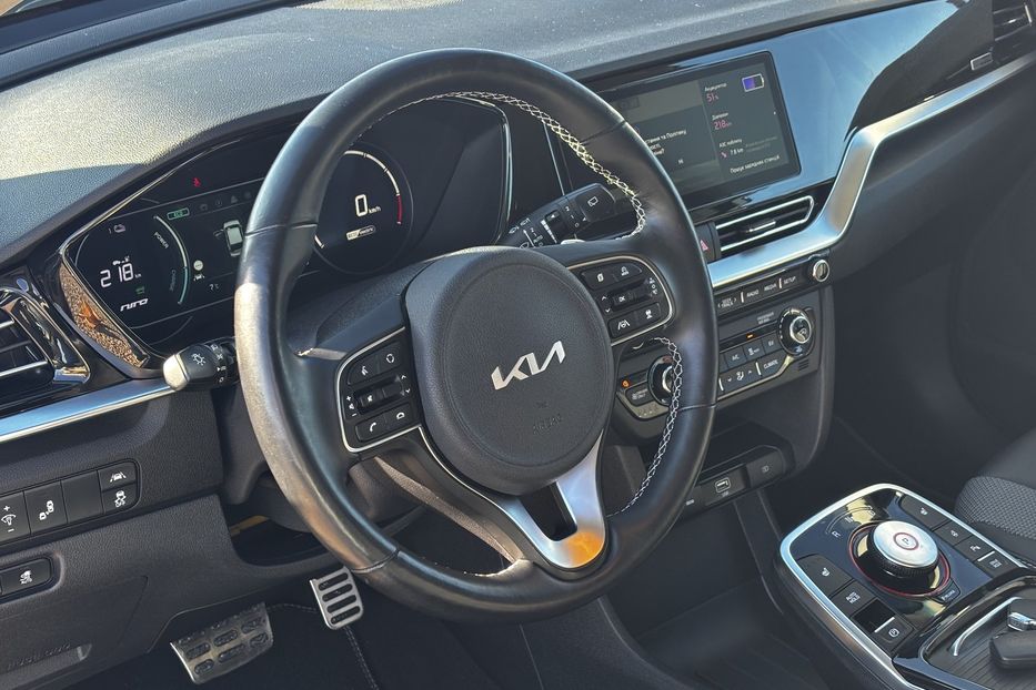 Продам Kia Niro 64 кВт авто у Львові   2022 года в Львове