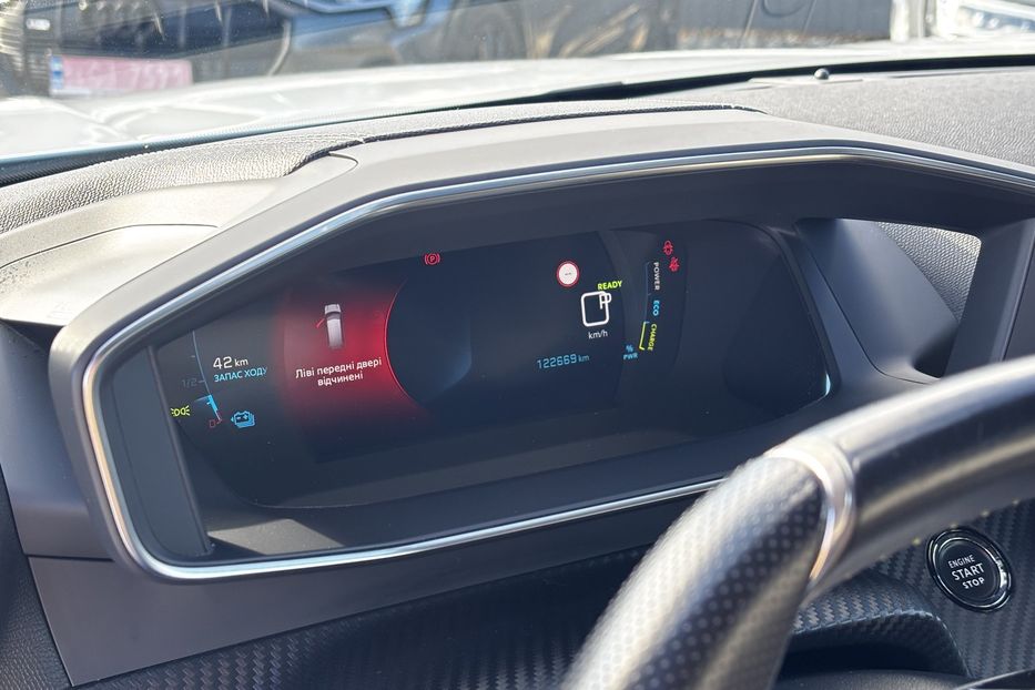 Продам Peugeot 2008 GT EV 50 KW авто у Львові  2020 года в Львове