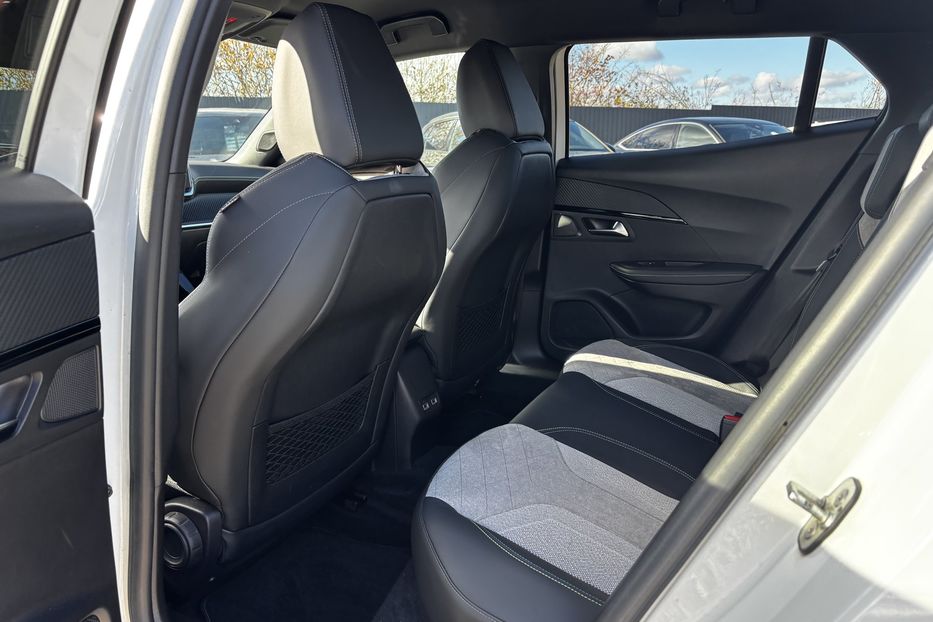 Продам Peugeot 2008 GT EV 50 KW авто у Львові  2020 года в Львове