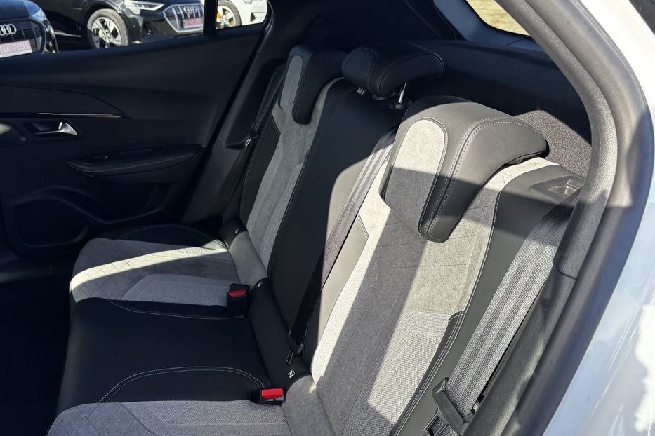 Продам Peugeot 2008 GT EV 50 KW авто у Львові  2020 года в Львове