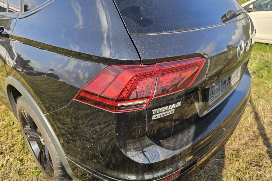 Продам Volkswagen Tiguan Allspace R-LINE 4x4 147kw/200 2020 года в Житомире