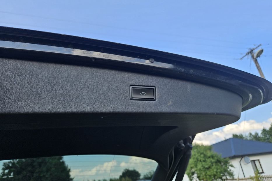 Продам Volkswagen Tiguan Allspace R-LINE 4x4 147kw/200 2020 года в Житомире