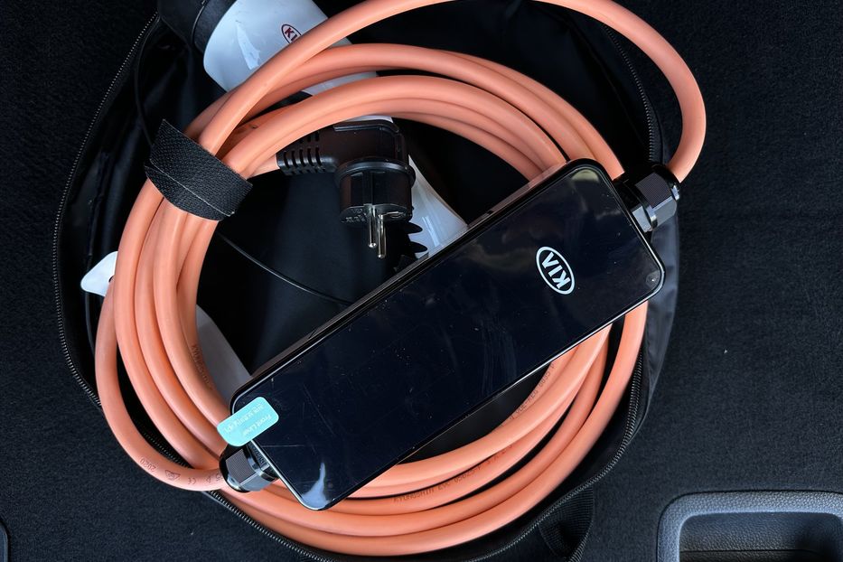 Продам Kia Niro  64кВт Макс.комплектація! 2020 года в Львове