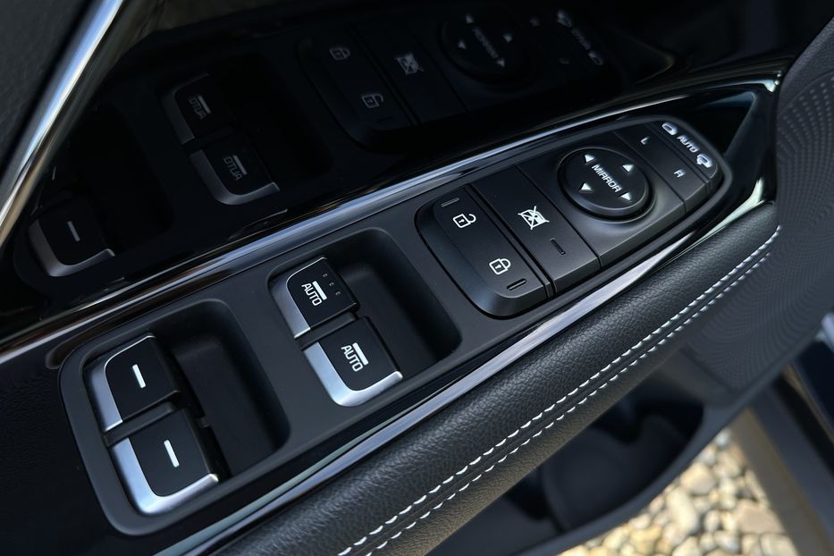 Продам Kia Niro  64кВт Макс.комплектація! 2020 года в Львове