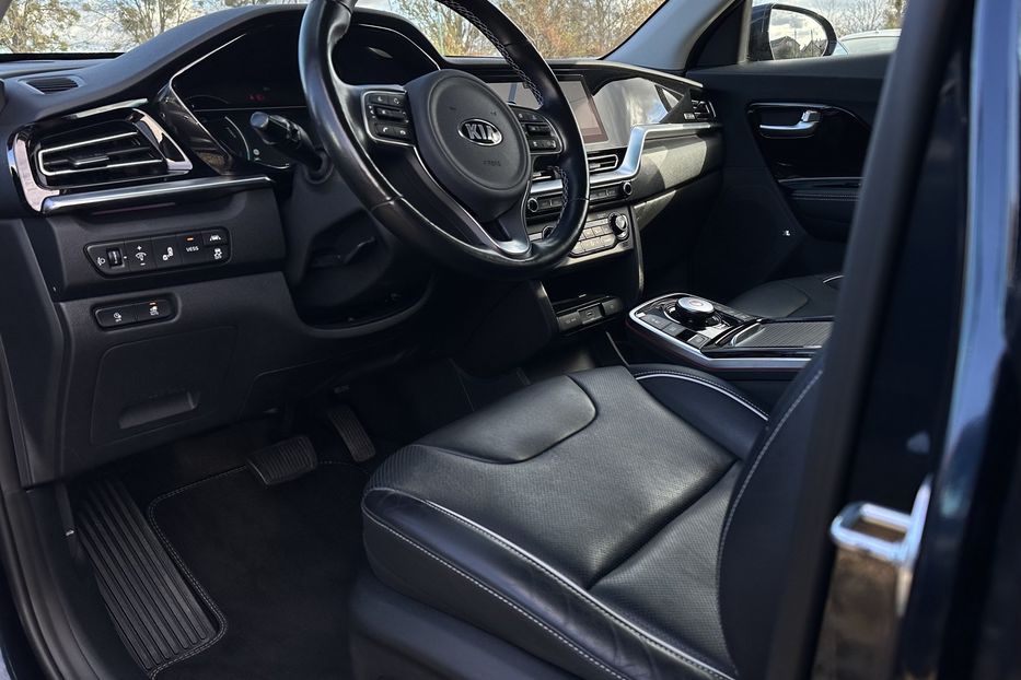 Продам Kia Niro  64кВт Макс.комплектація! 2020 года в Львове