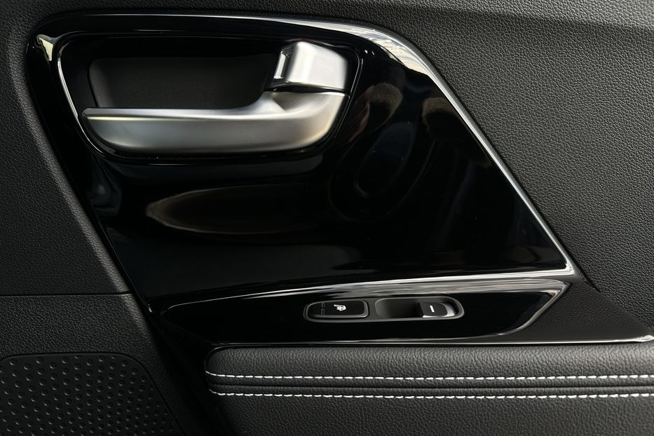 Продам Kia Niro  64кВт Макс.комплектація! 2020 года в Львове