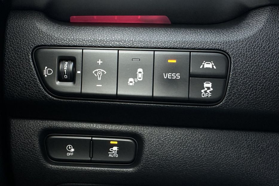 Продам Kia Niro  64кВт Макс.комплектація! 2020 года в Львове