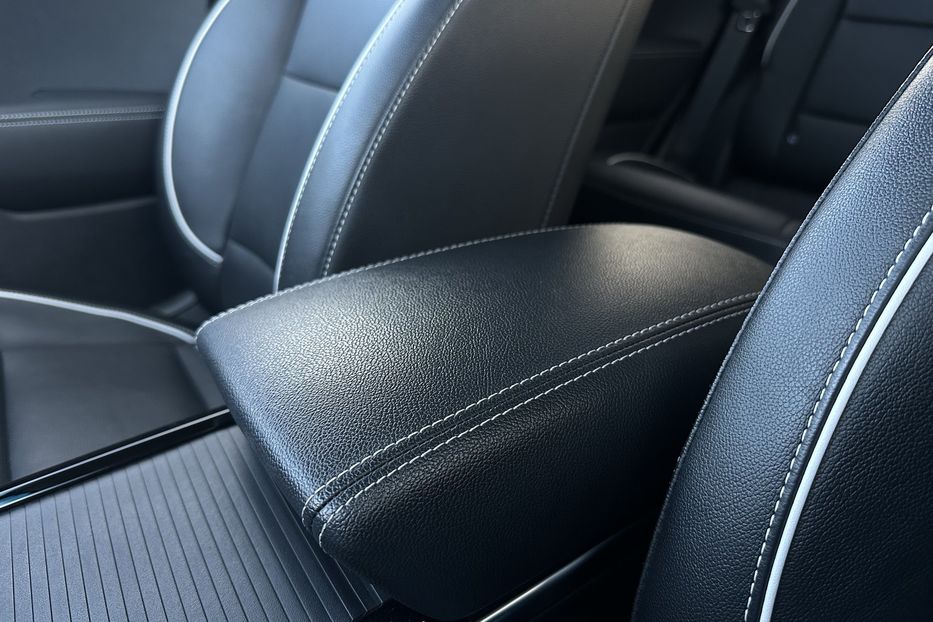 Продам Kia Niro  64кВт Макс.комплектація! 2020 года в Львове