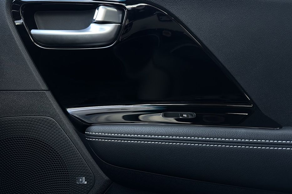 Продам Kia Niro  64кВт Макс.комплектація! 2020 года в Львове