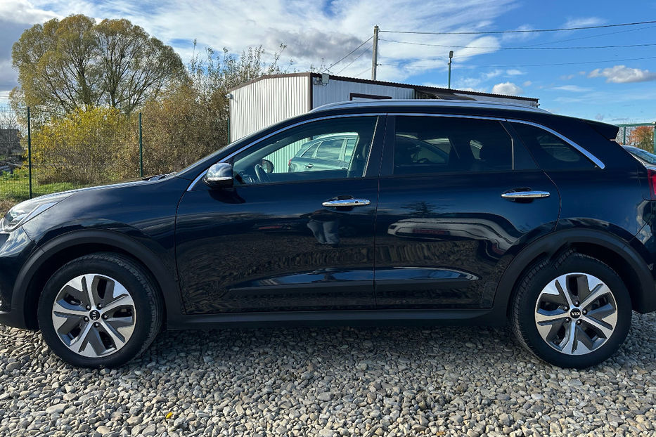 Продам Kia Niro  64кВт Макс.комплектація! 2020 года в Львове