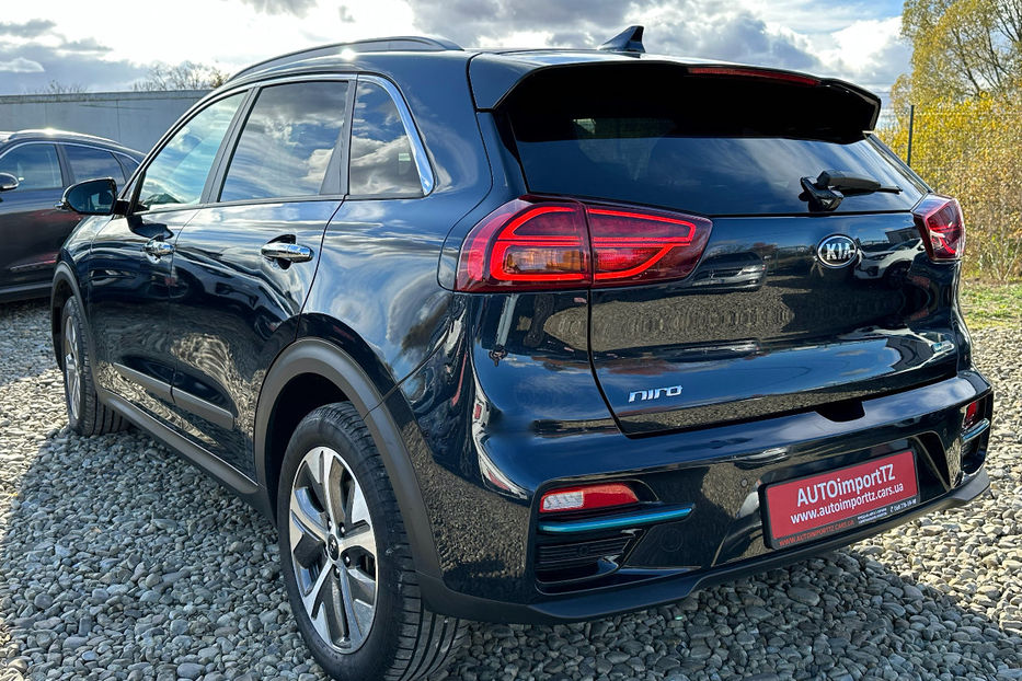 Продам Kia Niro  64кВт Макс.комплектація! 2020 года в Львове