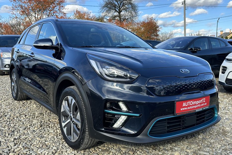 Продам Kia Niro  64кВт Макс.комплектація! 2020 года в Львове