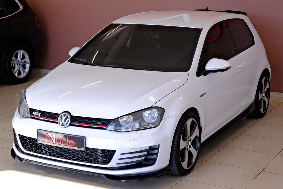 Продам Volkswagen Golf GTI 2016 года в Одессе