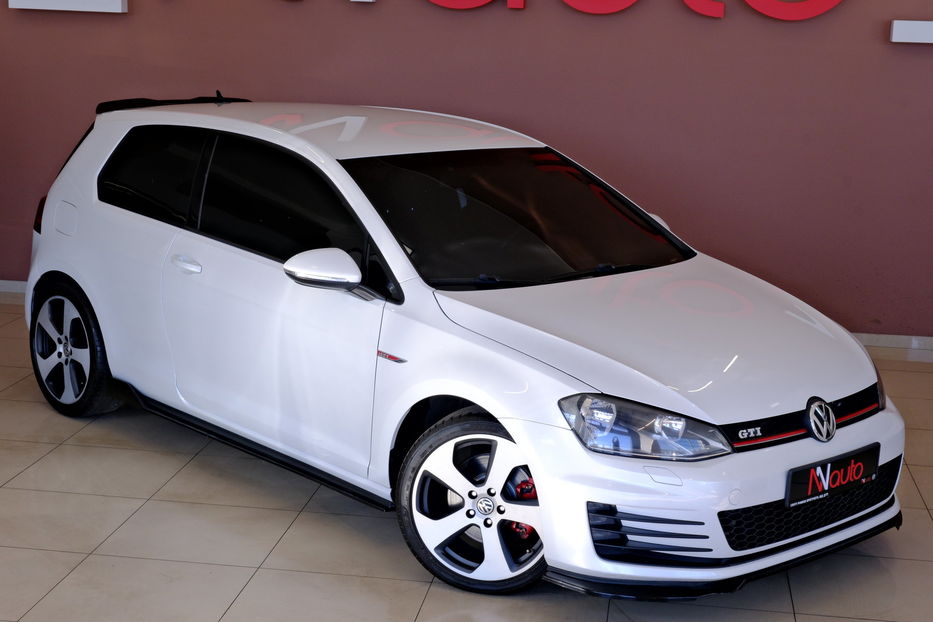 Продам Volkswagen Golf GTI 2016 года в Одессе