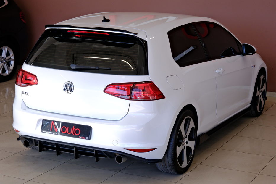 Продам Volkswagen Golf GTI 2016 года в Одессе