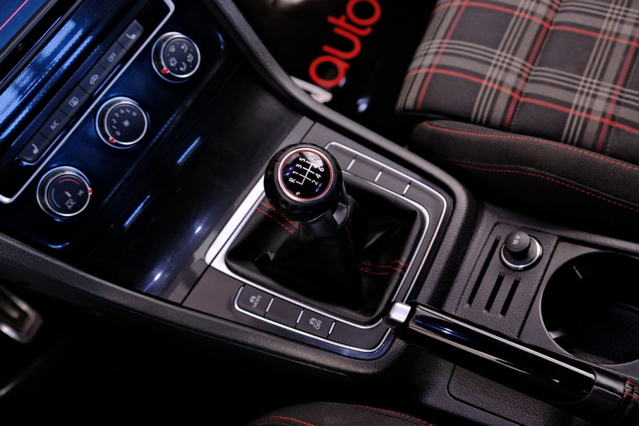 Продам Volkswagen Golf GTI 2016 года в Одессе