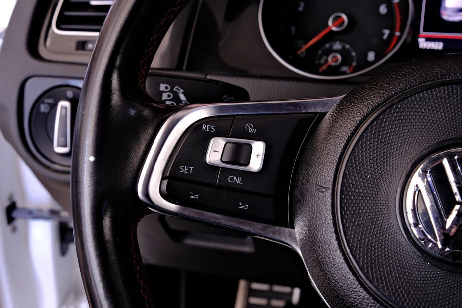 Продам Volkswagen Golf GTI 2016 года в Одессе