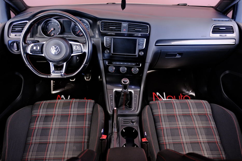 Продам Volkswagen Golf GTI 2016 года в Одессе
