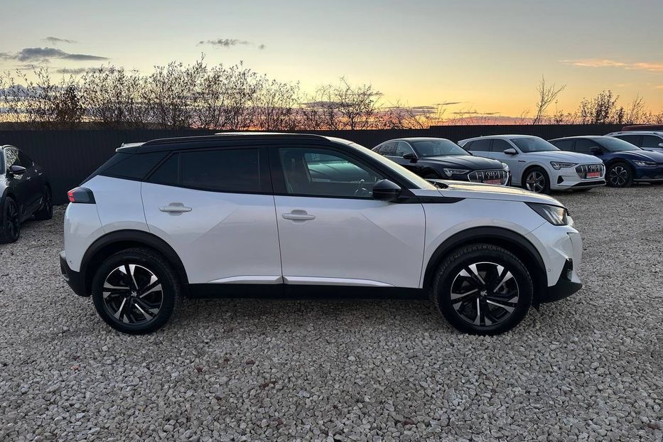 Продам Peugeot 2008 GT EV 50 KW авто у Львові  2021 года в Львове