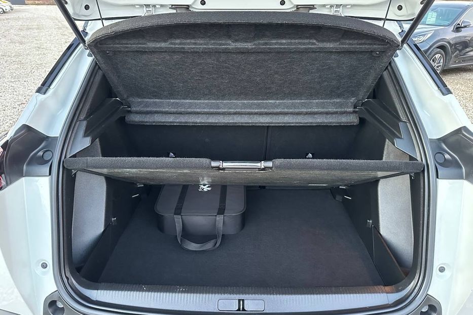 Продам Peugeot 2008 GT EV 50 KW авто у Львові  2021 года в Львове