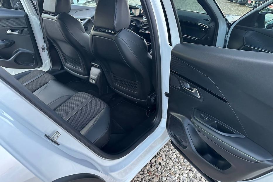 Продам Peugeot 2008 GT EV 50 KW авто у Львові  2021 года в Львове