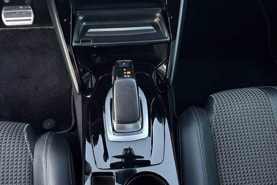 Продам Peugeot 2008 GT EV 50 KW авто у Львові  2021 года в Львове