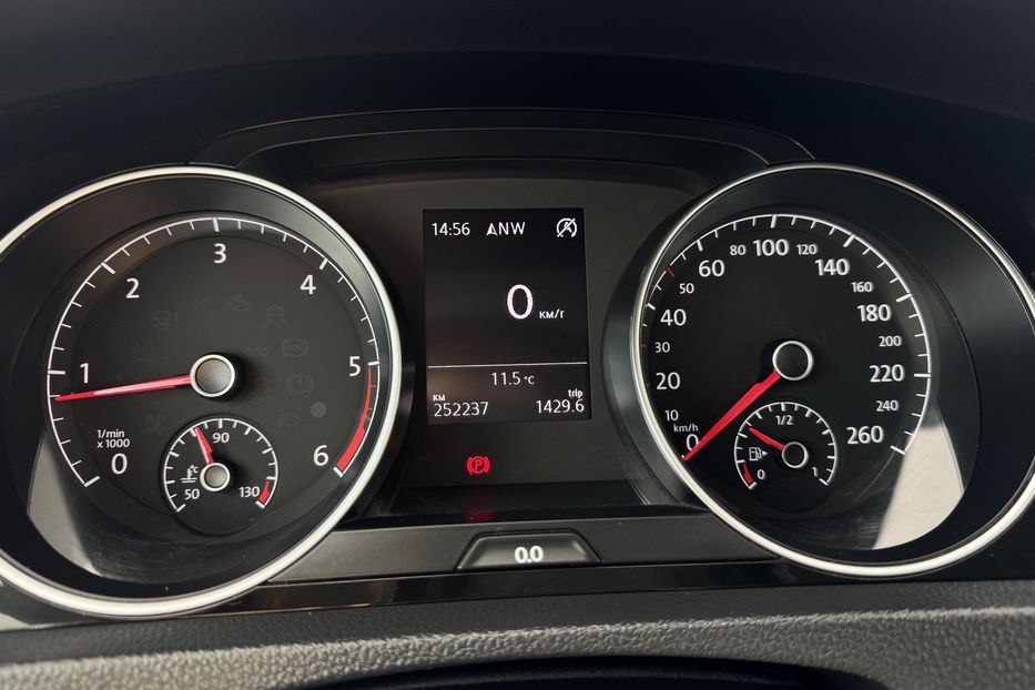 Продам Volkswagen Golf VII (COMIS) 2018 года в г. Умань, Черкасская область