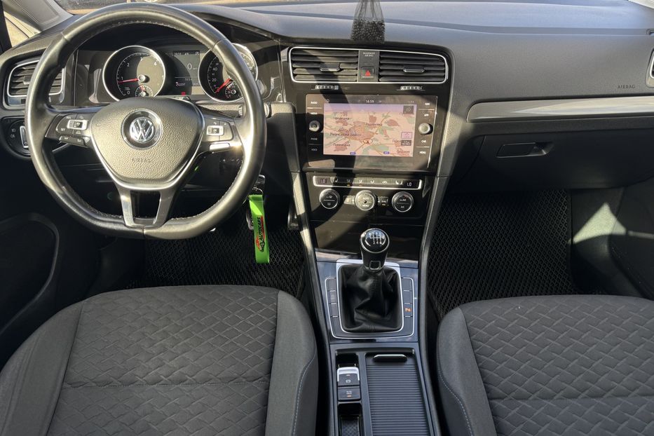 Продам Volkswagen Golf VII (COMIS) 2018 года в г. Умань, Черкасская область