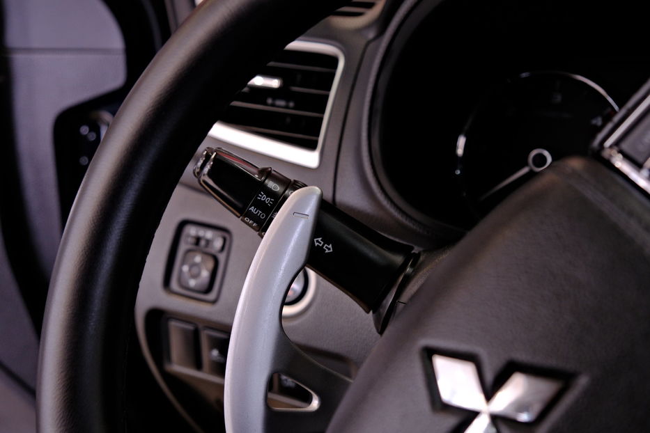 Продам Mitsubishi Pajero Sport 2016 года в Одессе