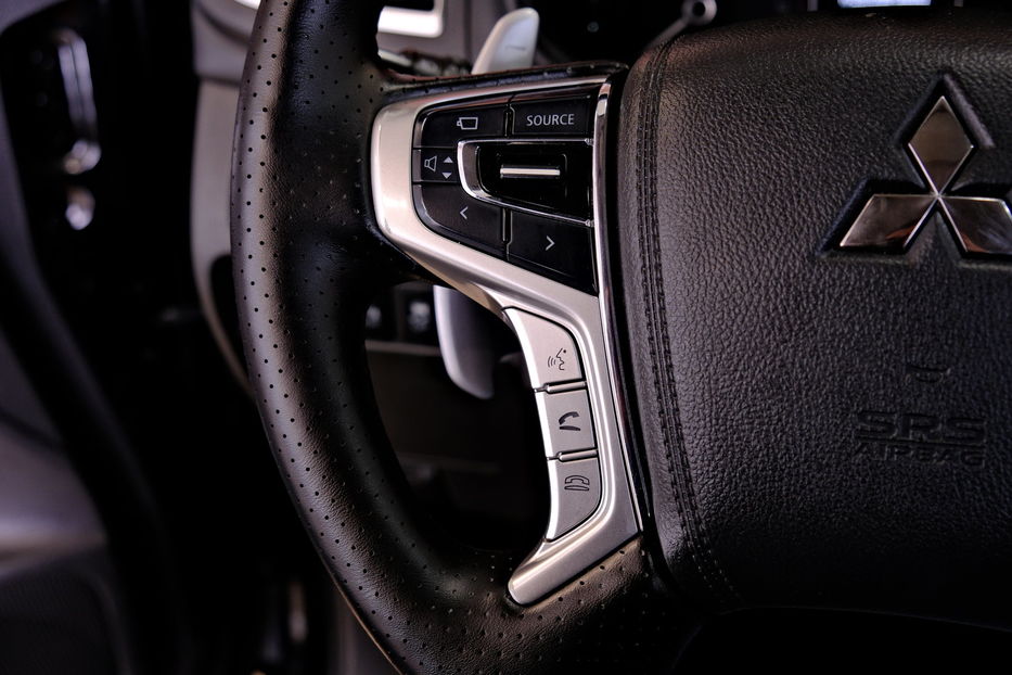 Продам Mitsubishi Pajero Sport 2016 года в Одессе