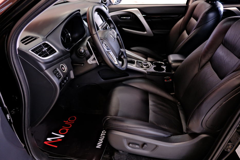 Продам Mitsubishi Pajero Sport 2016 года в Одессе