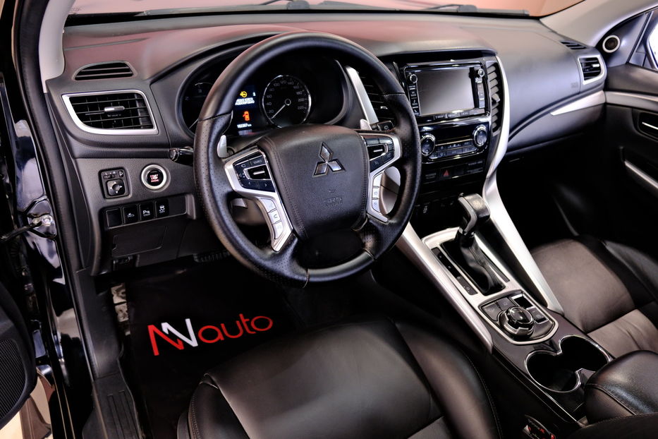 Продам Mitsubishi Pajero Sport 2016 года в Одессе