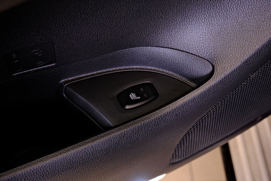 Продам Mitsubishi Pajero Sport 2016 года в Одессе