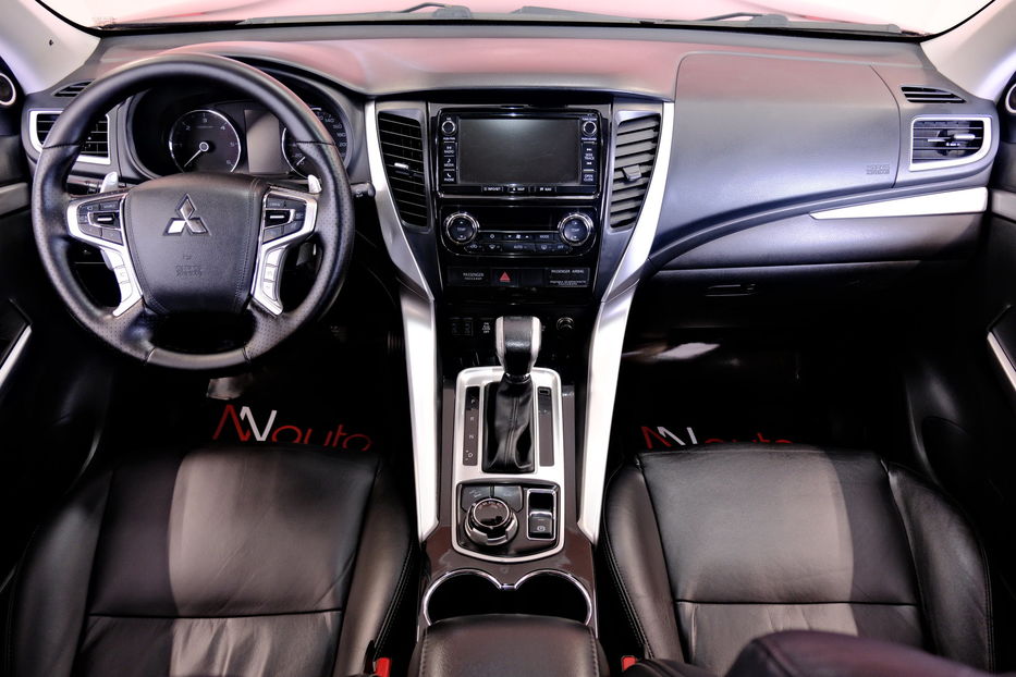 Продам Mitsubishi Pajero Sport 2016 года в Одессе