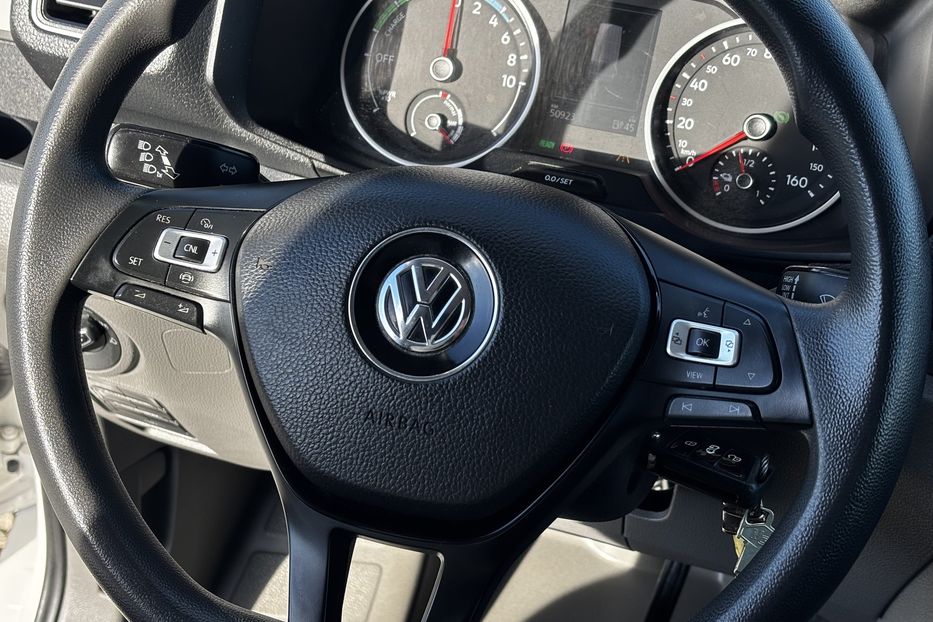 Продам Volkswagen Crafter груз. 35.5квт авто у Львові  2021 года в Львове