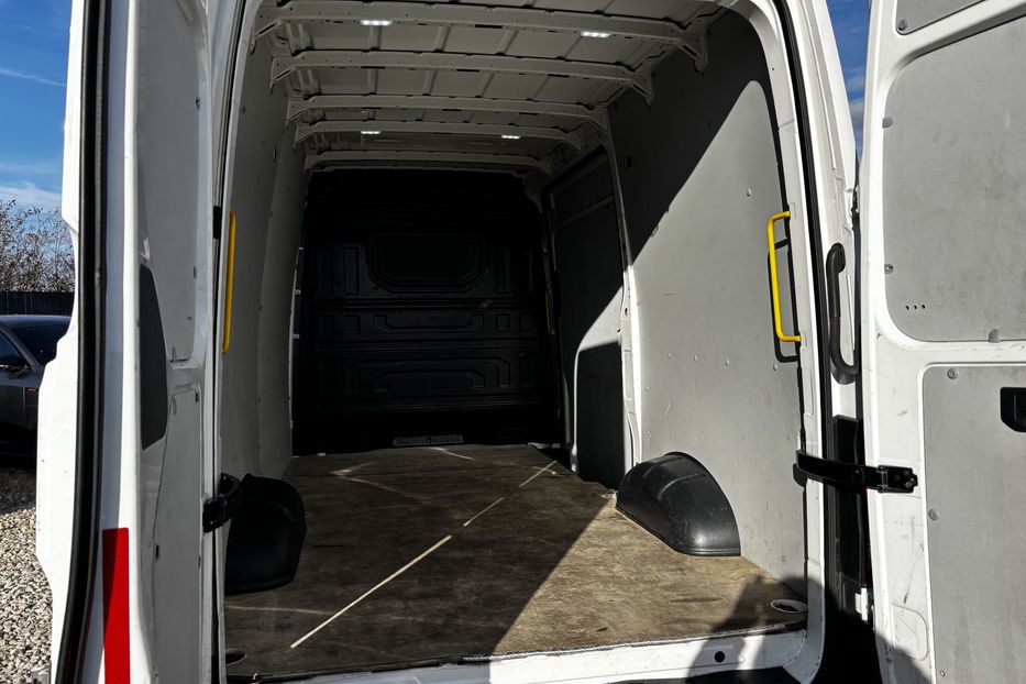 Продам Volkswagen Crafter груз. 35.5квт авто у Львові  2021 года в Львове