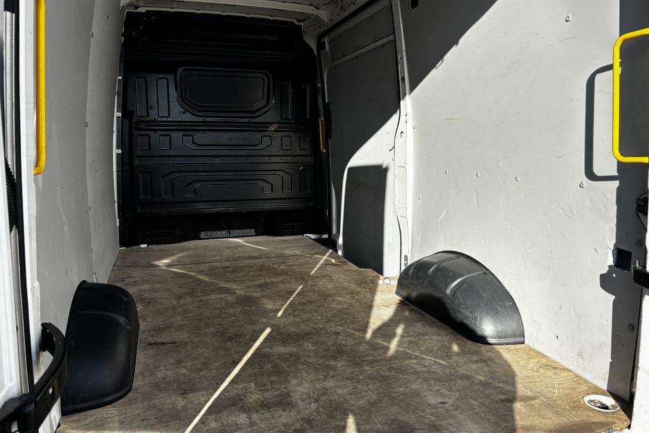 Продам Volkswagen Crafter груз. 35.5квт авто у Львові  2021 года в Львове