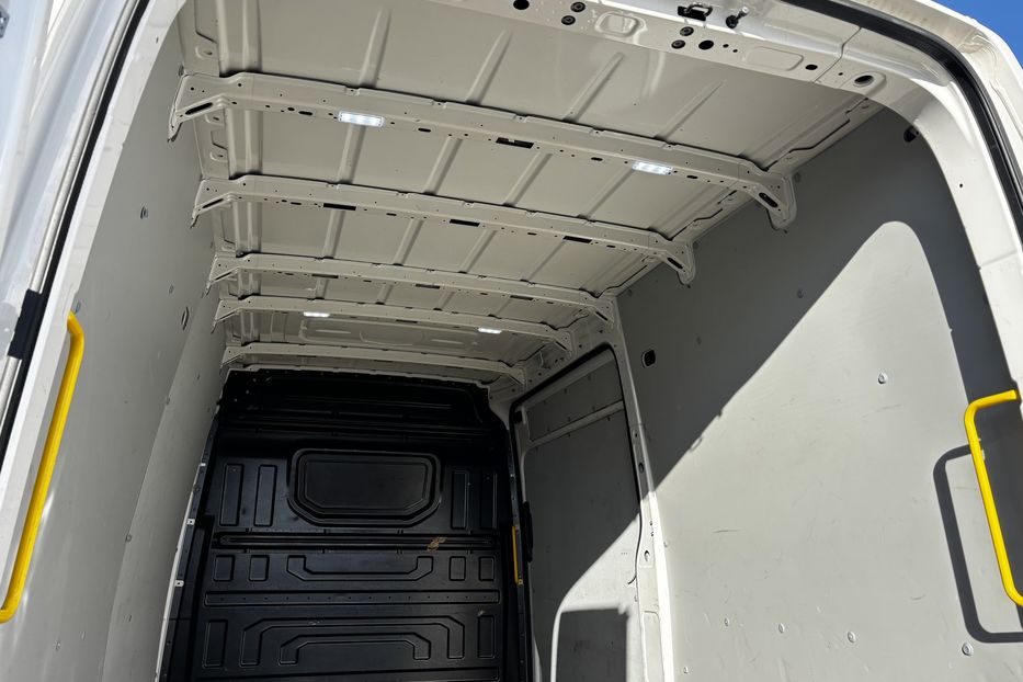 Продам Volkswagen Crafter груз. 35.5квт авто у Львові  2021 года в Львове