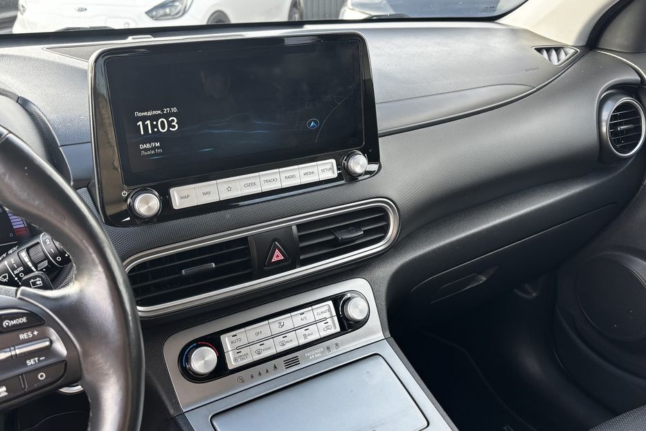 Продам Hyundai Kona 64 кВт. авто у Львові  2020 года в Львове