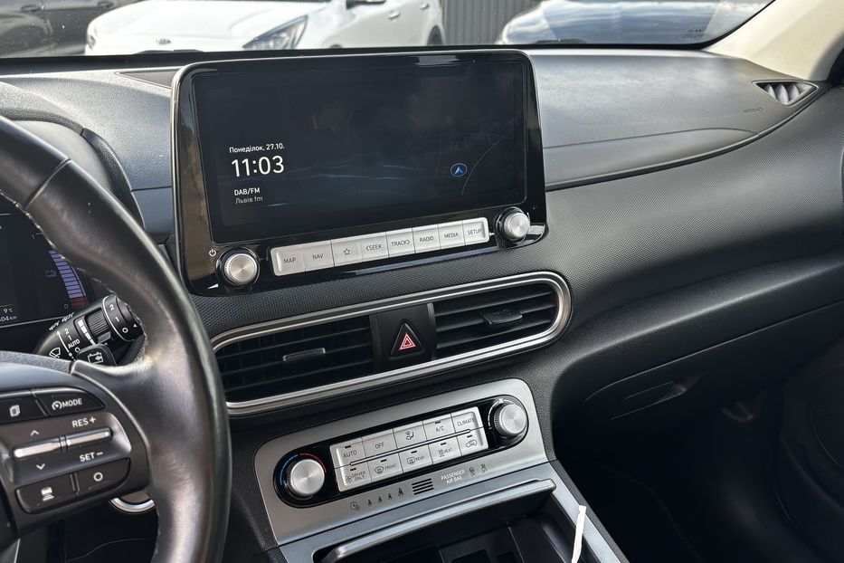 Продам Hyundai Kona 64 кВт. авто у Львові  2020 года в Львове