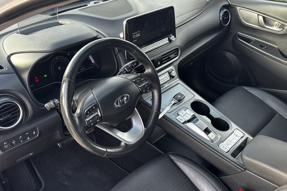 Продам Hyundai Kona 64 кВт. авто у Львові  2020 года в Львове