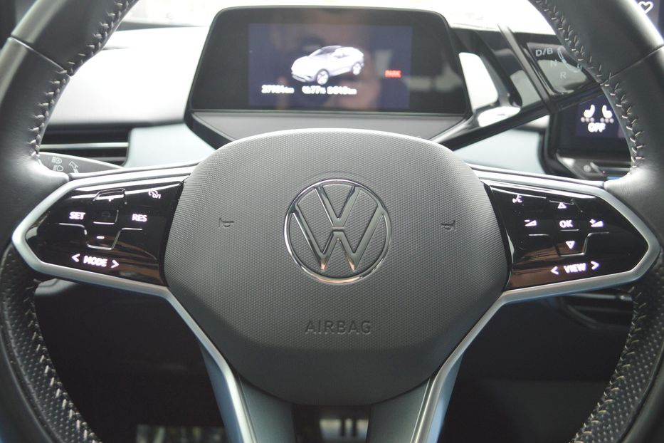 Продам Volkswagen ID.4 Pure + 2021 года в Одессе