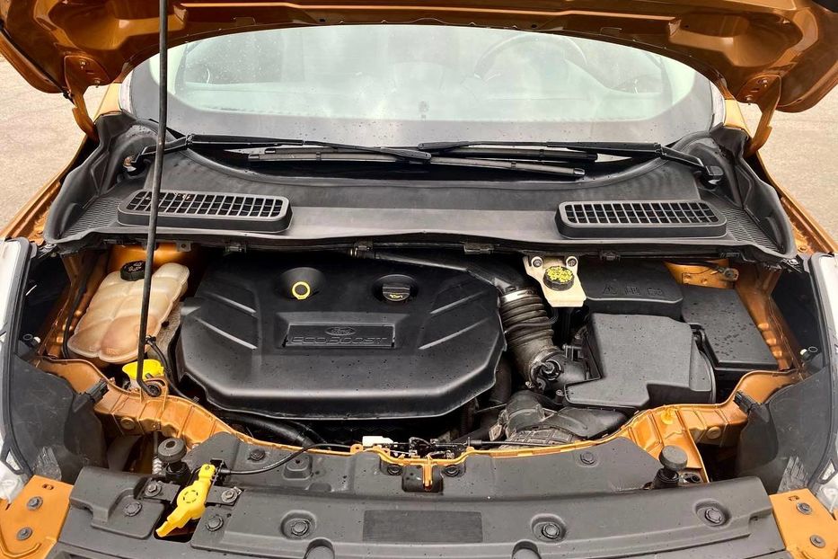 Продам Ford Escape 2015 года в Днепре