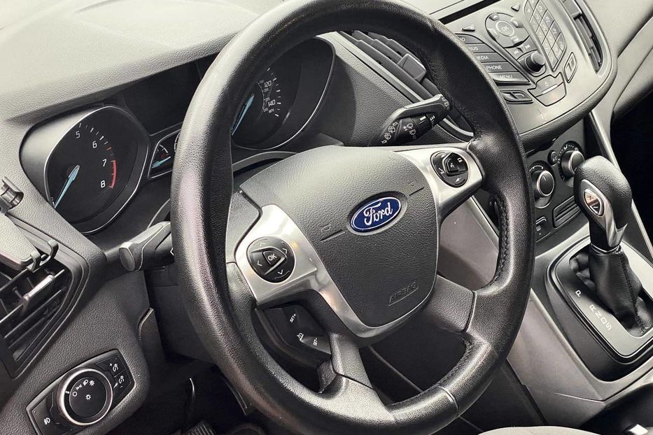 Продам Ford Escape 2015 года в Днепре