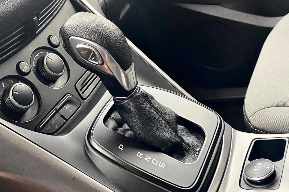 Продам Ford Escape 2015 года в Днепре