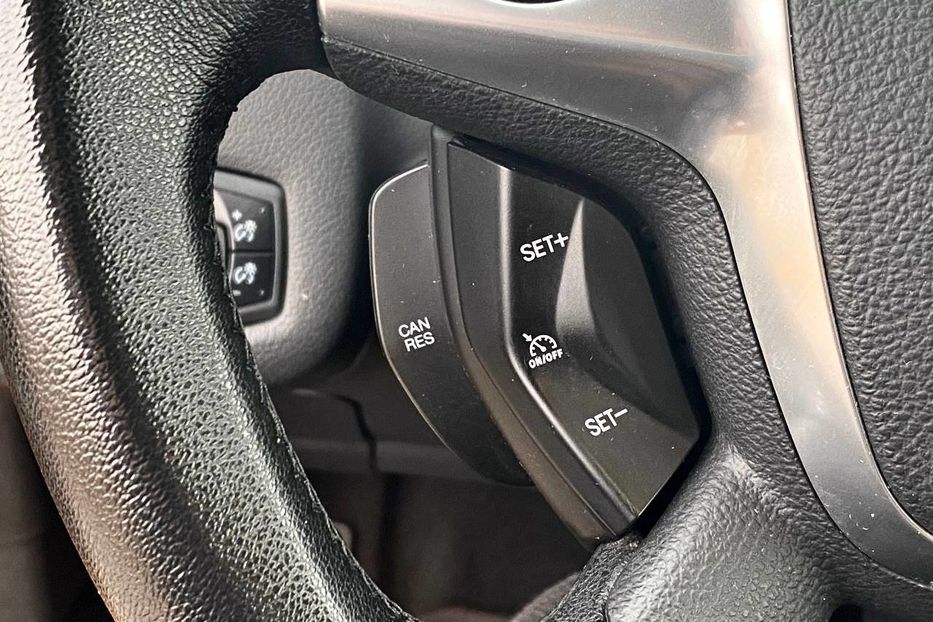 Продам Ford Escape 2015 года в Днепре