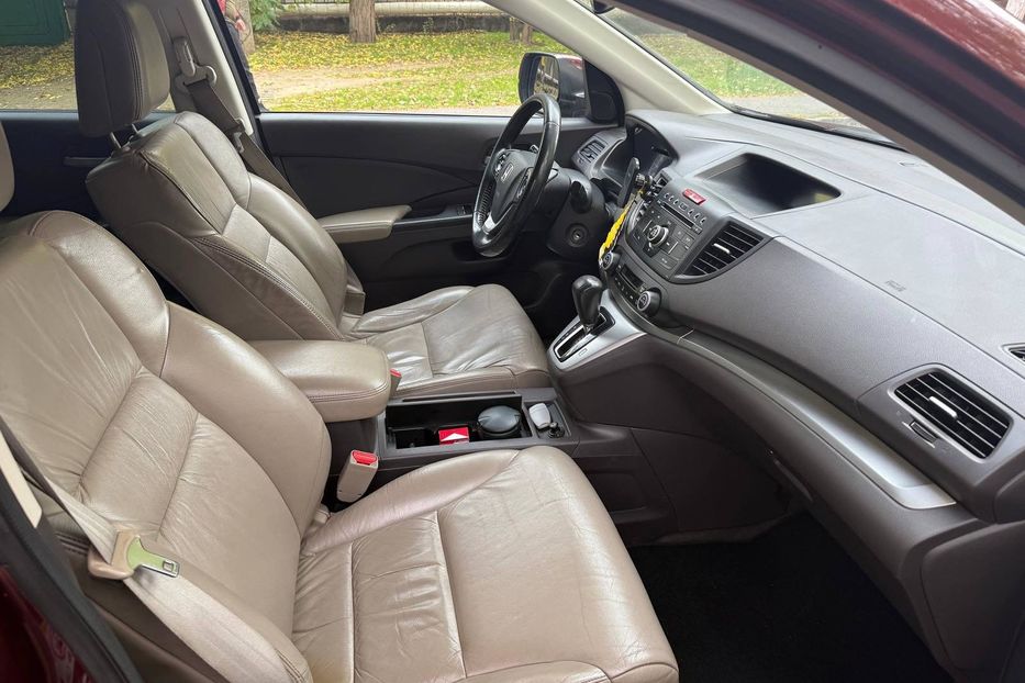 Продам Honda CR-V офицал 2013 года в Одессе