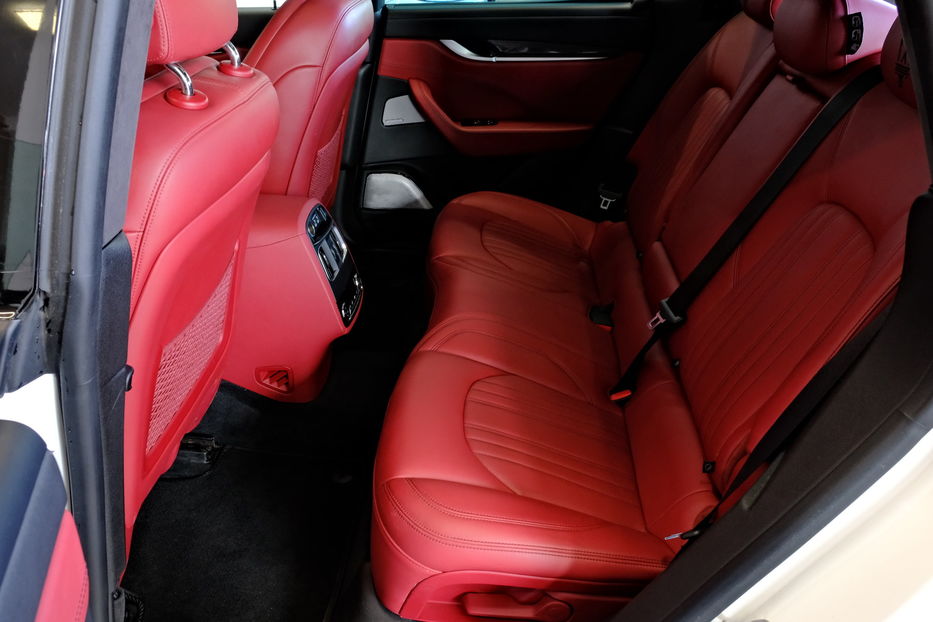 Продам Maserati Levante 2019 года в Одессе