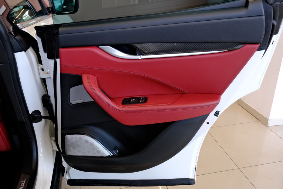 Продам Maserati Levante 2019 года в Одессе