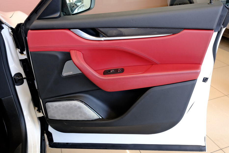 Продам Maserati Levante 2019 года в Одессе